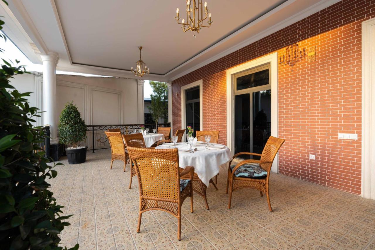 Aqua Hotel Taschkent Exterior foto
