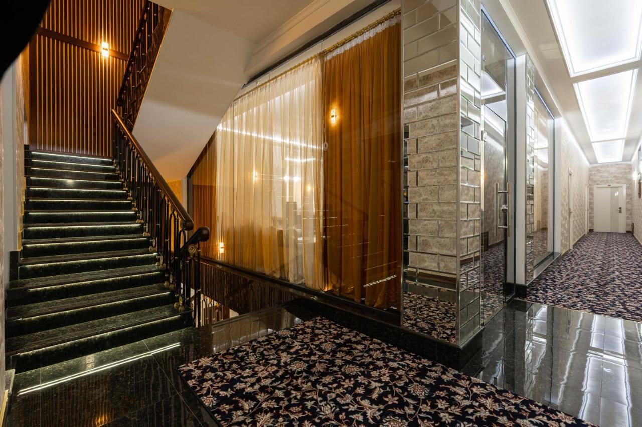 Aqua Hotel Taschkent Exterior foto